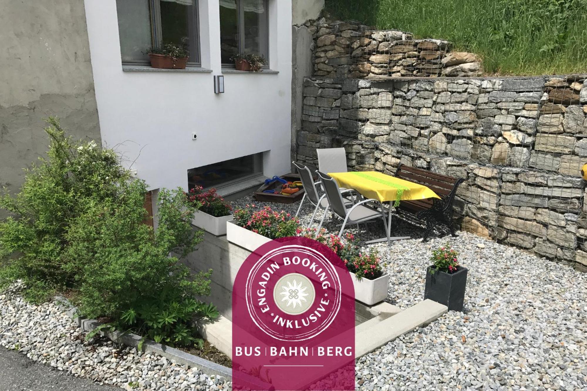 Chasa Samalgors Apartment Tschlin Exterior foto